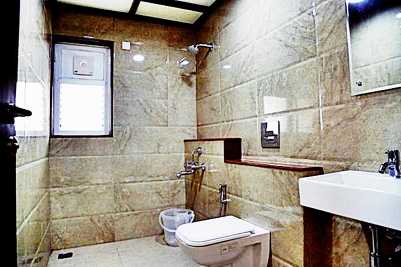 Hotel Mookambika Palace Kolluru Dış mekan fotoğraf